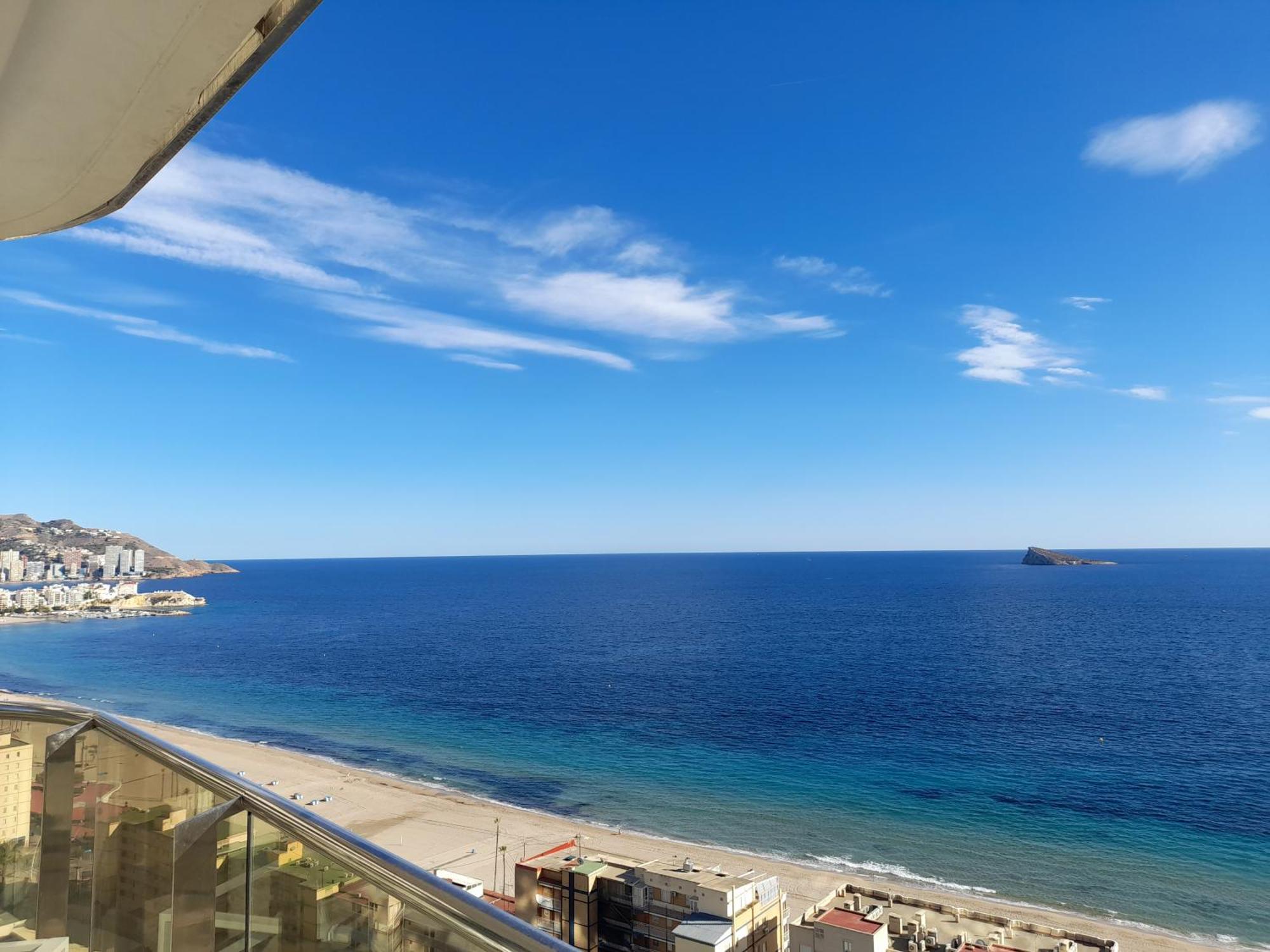 Sunset Cliffs Sea View 14 Floor Apartment Benidorm